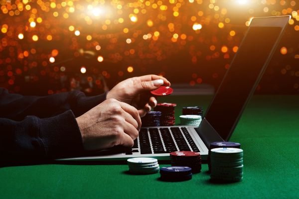 4 apk sports betting markets overview showing basketball and football options